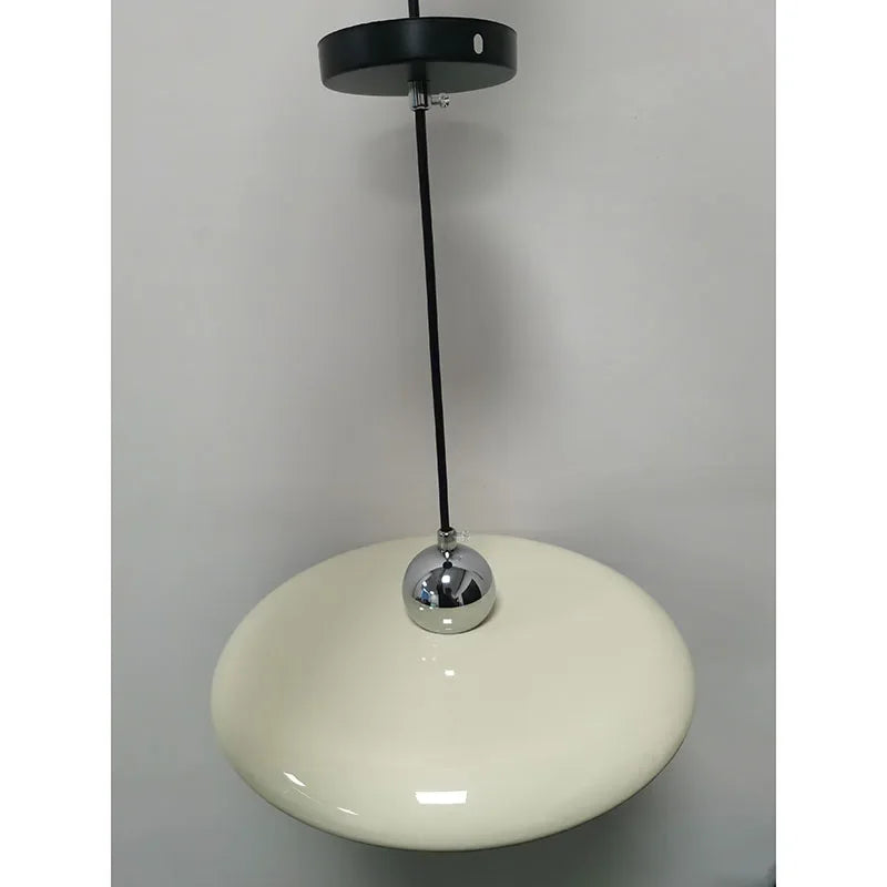 lampe suspendu minimaliste style Francais